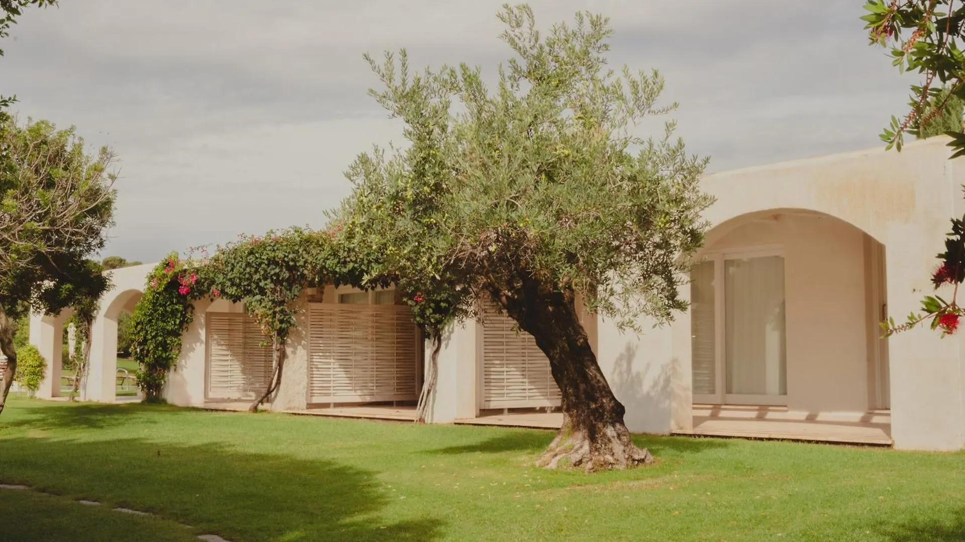 Suneva Wellness & Golf Resort Costa Rei Italy