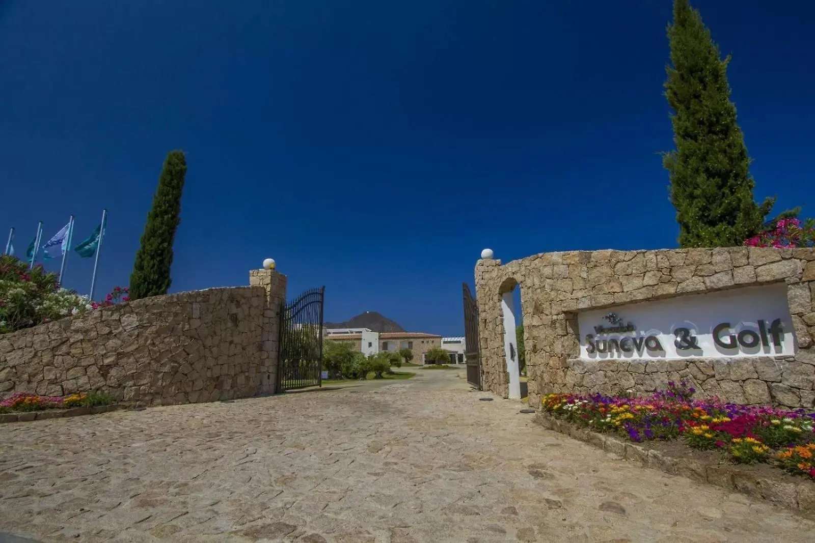 Suneva Wellness & Golf Resort Costa Rei 4*,  Italy